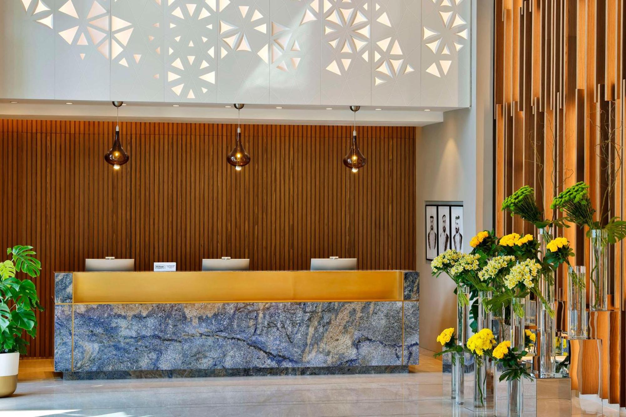 Tumbi West Palm Beach Hotel Dubai,Tapestry Collection Hilton Kültér fotó